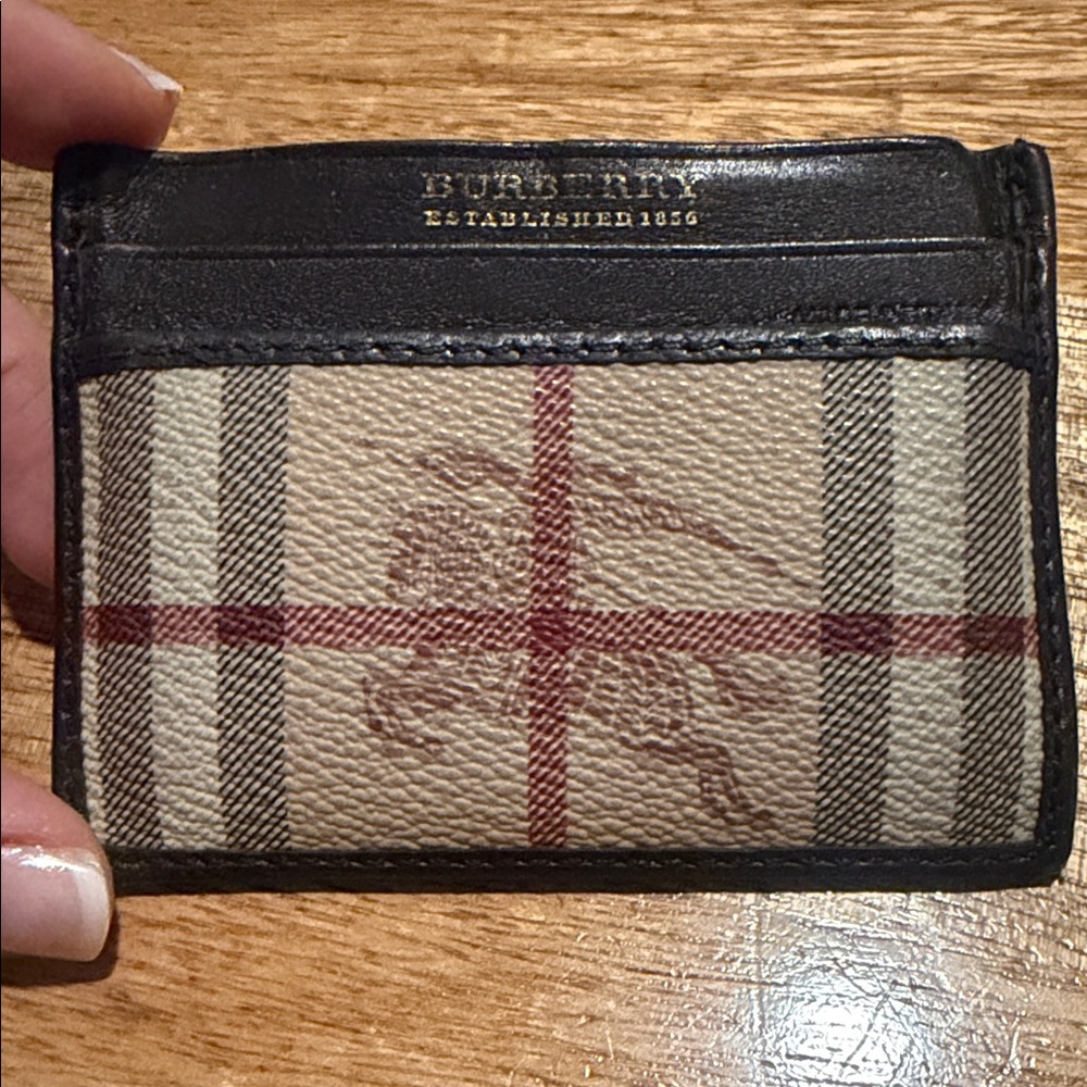 Burberry Classic Card Holder